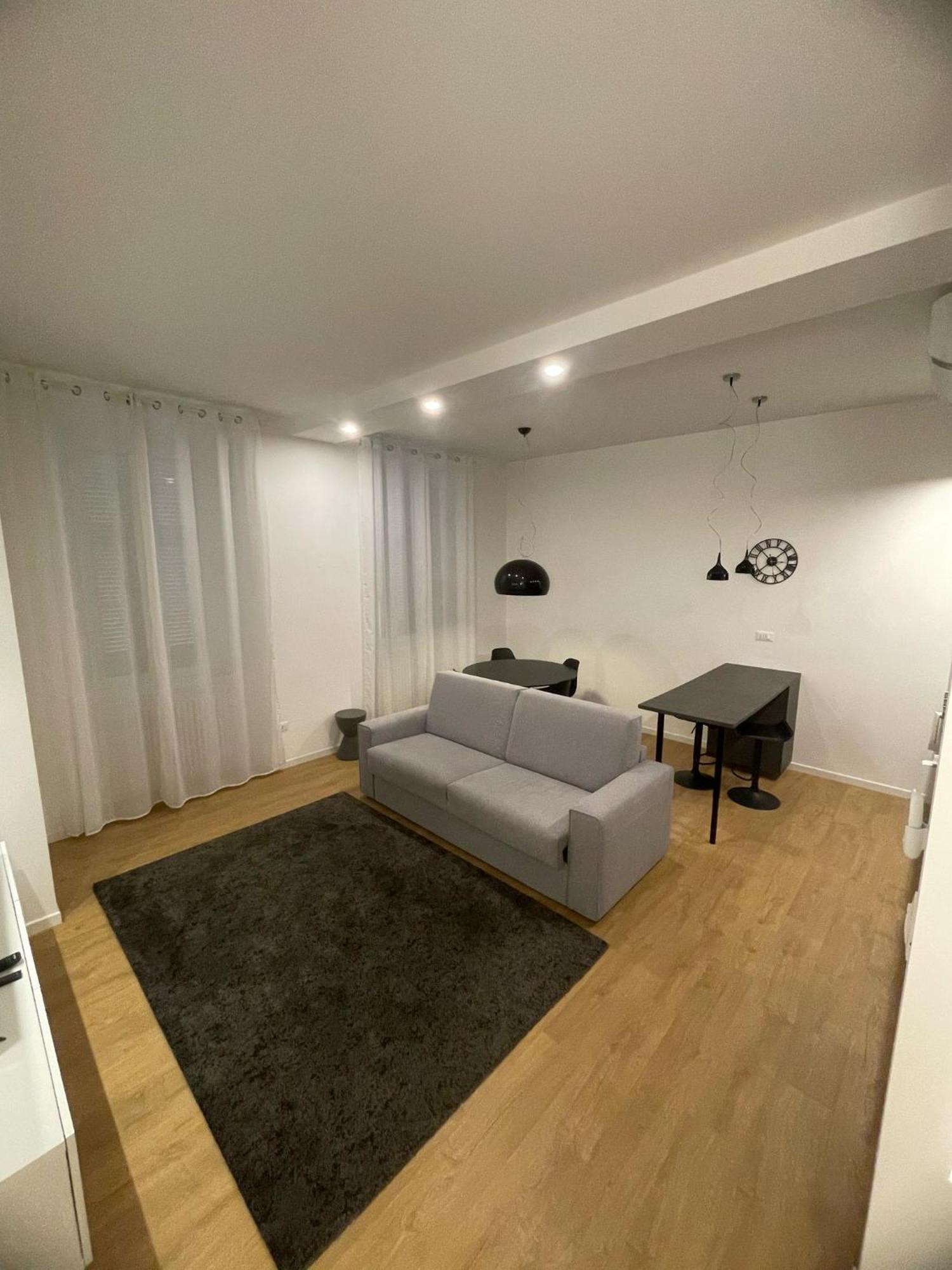 Trieste Centrale Luxury Apartament In Stile Moderno Zewnętrze zdjęcie