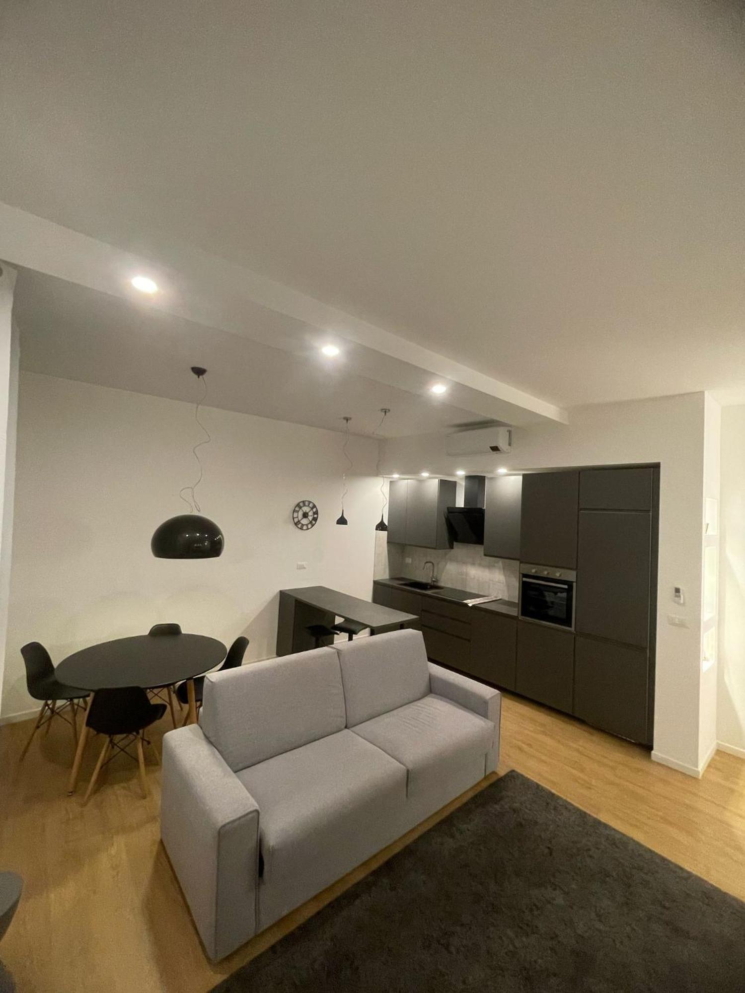 Trieste Centrale Luxury Apartament In Stile Moderno Zewnętrze zdjęcie